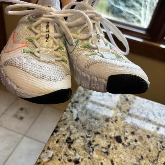 Nike Women’s Metcon - Size 7 - Picture 12 of 13